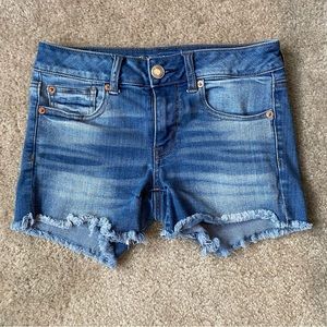 American Eagle jean shorts - size 4